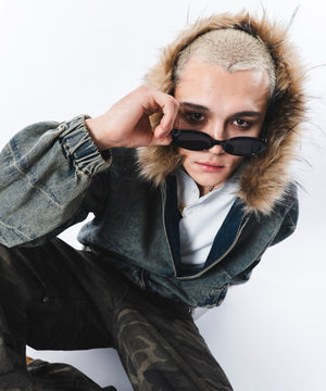 デニム淡加工 モデル：180cm L着用