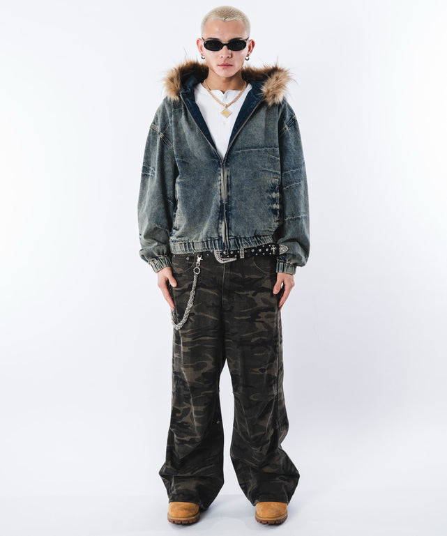 デニム淡加工 モデル：180cm L着用