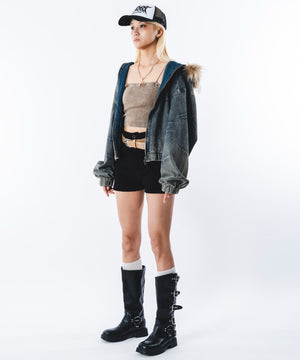 デニム淡加工 モデル：172cm M着用