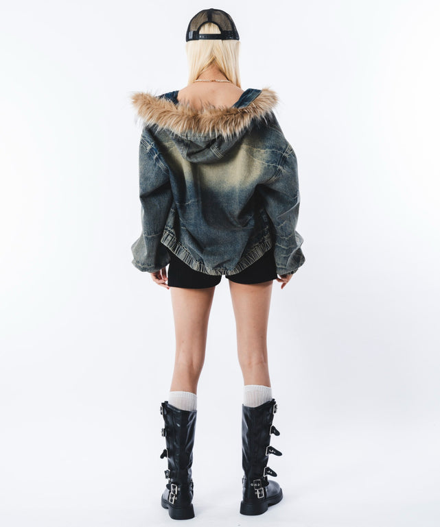 デニム淡加工 モデル：172cm M着用