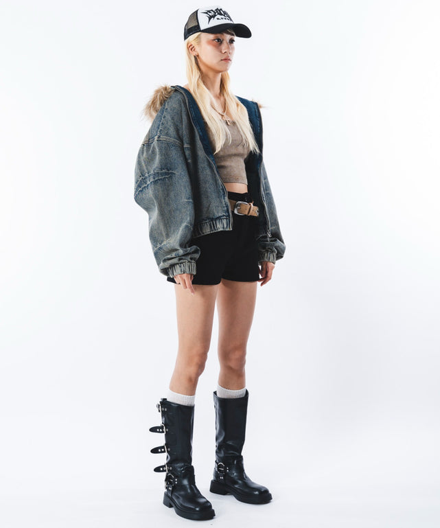 デニム淡加工 モデル：172cm M着用