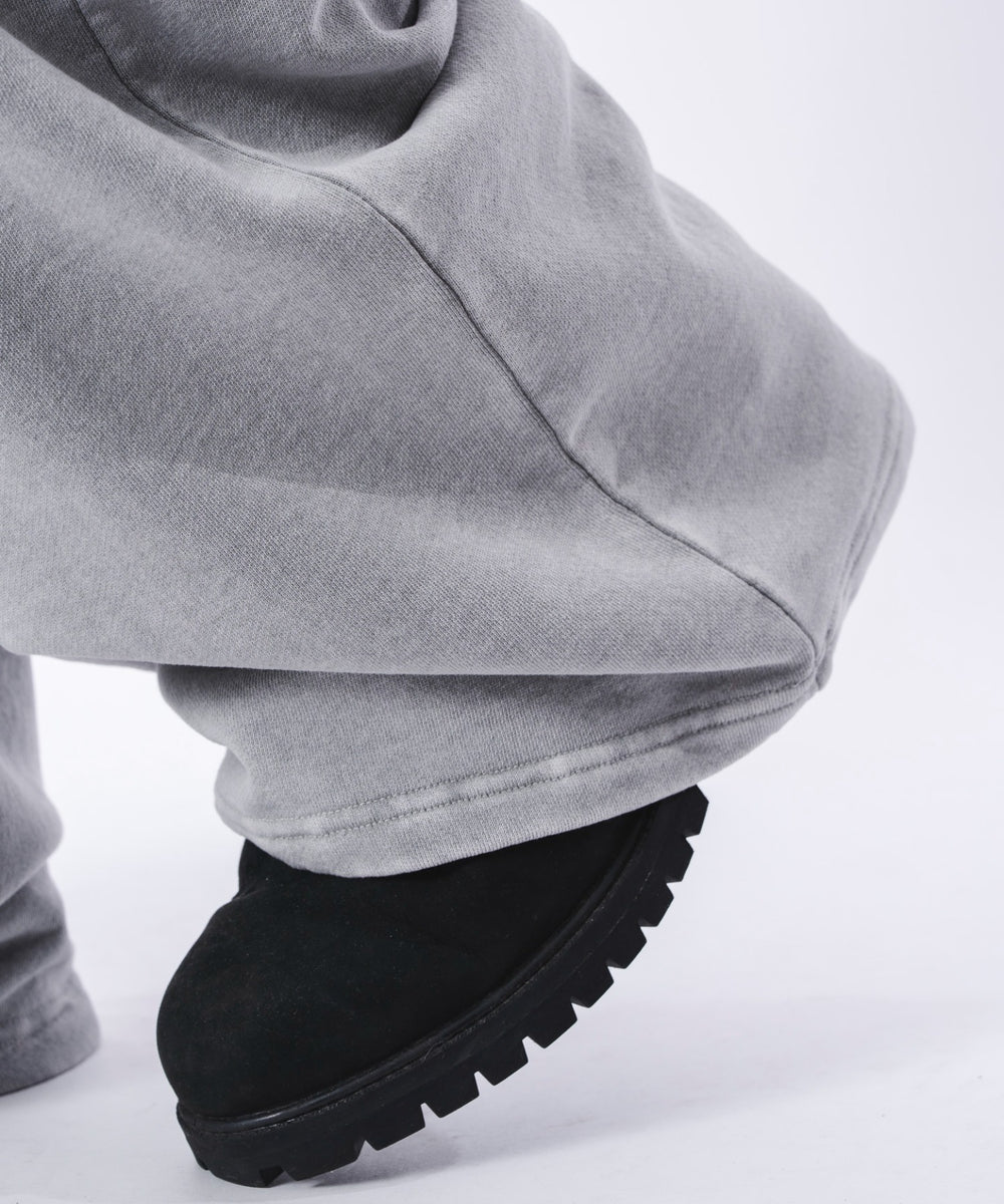 ブリーチハトメスウェットパンツ