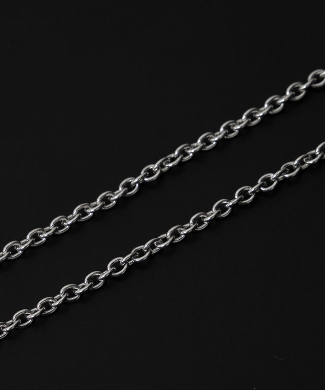 MPUエンボスロゴクロスネックレス