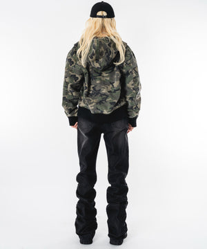 デニムブラックソノタ モデル：172cm L着用