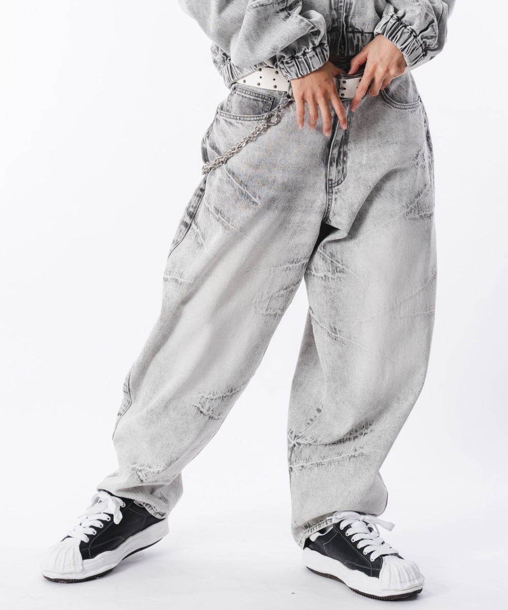 グレー モデル：172cm L着用