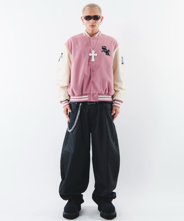 ピンク モデル：180cm L着用