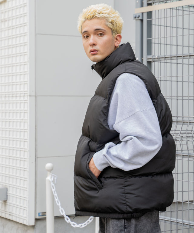 ブラック モデル：178cm L着用