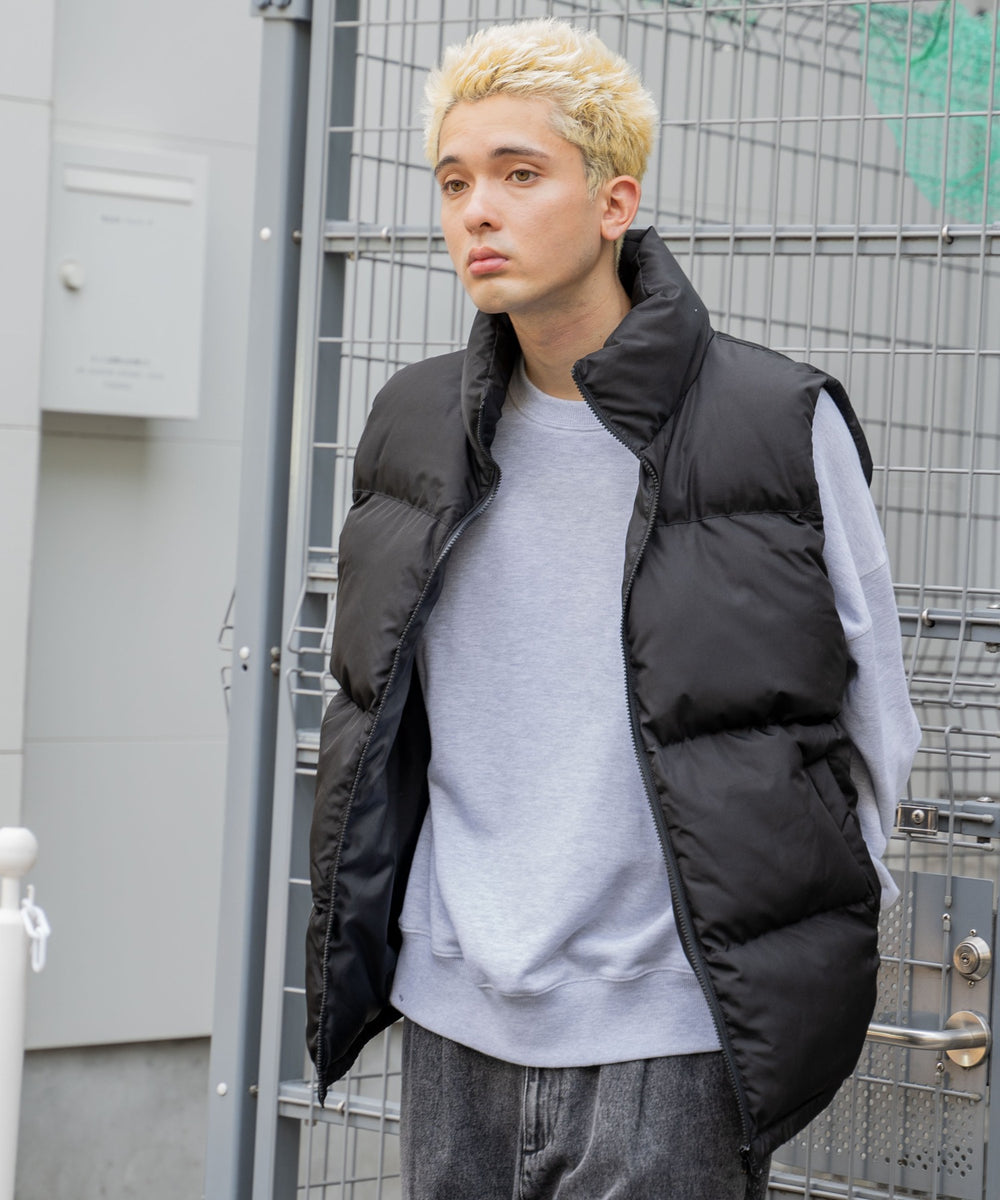 ブラック モデル：178cm L着用