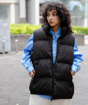 ブラック モデル：166cm L着用