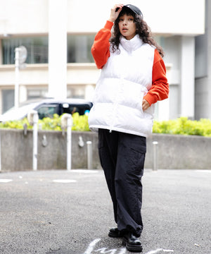 ホワイト モデル：166cm L着用