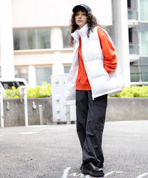 ホワイト モデル：166cm L着用