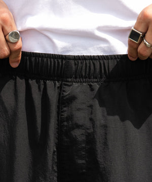 ナイロンユーティリティーカーゴパンツ