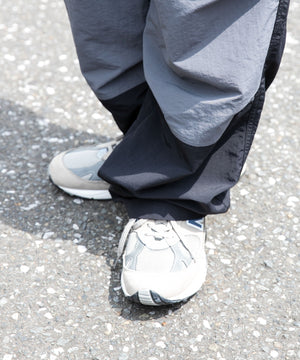 ナイロンユーティリティーカーゴパンツ