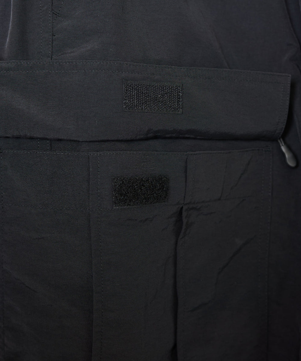 ナイロンユーティリティーカーゴパンツ