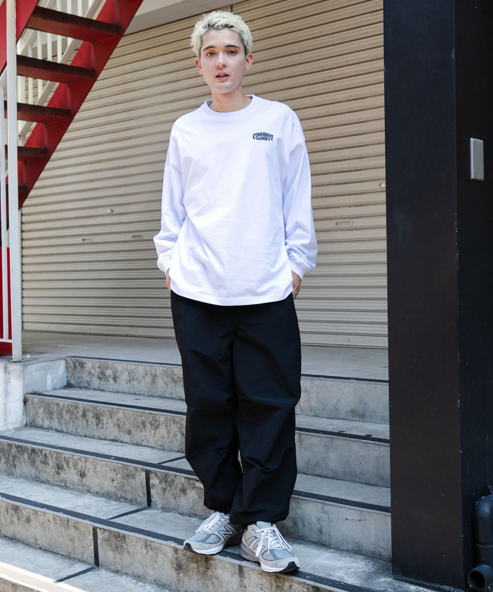 ブラック モデル：178cm L着用