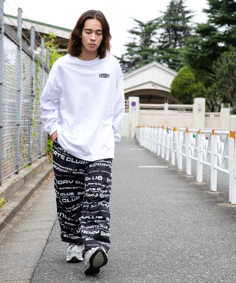 柄2 モデル：174㎝ L着用