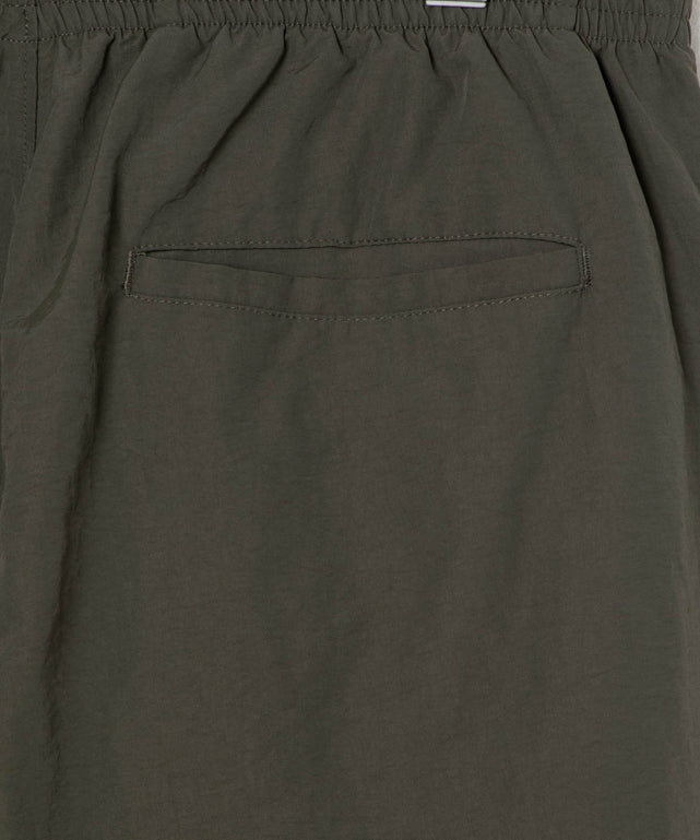 ナイロントラックパンツ