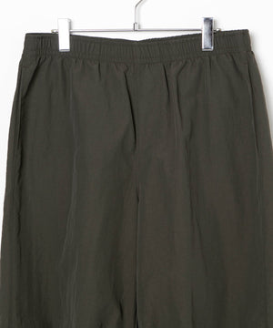 ナイロントラックパンツ