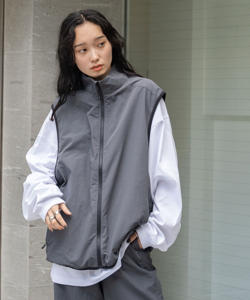 Dグレー モデル：161cm L着用