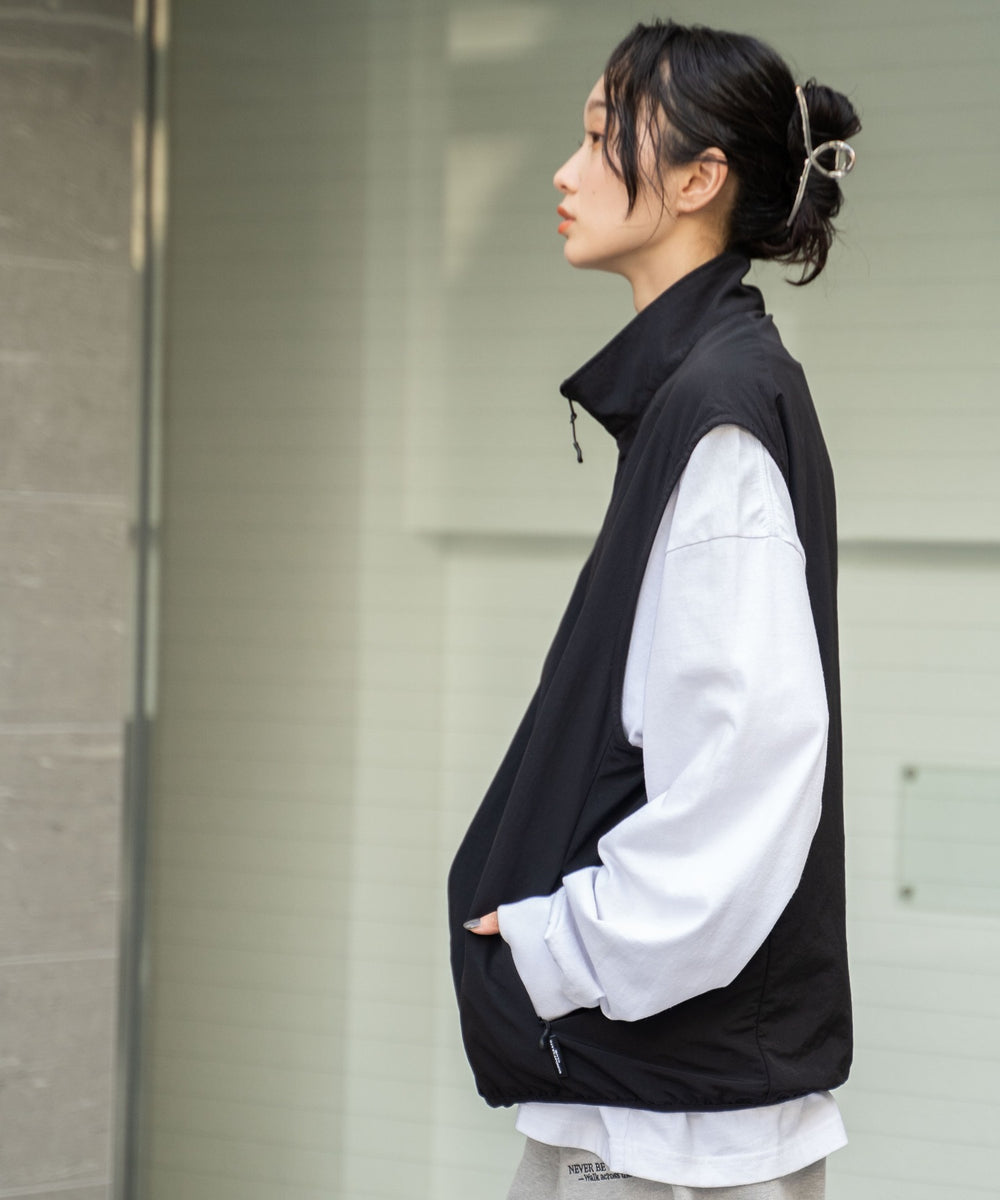 ブラック モデル：161cm L着用