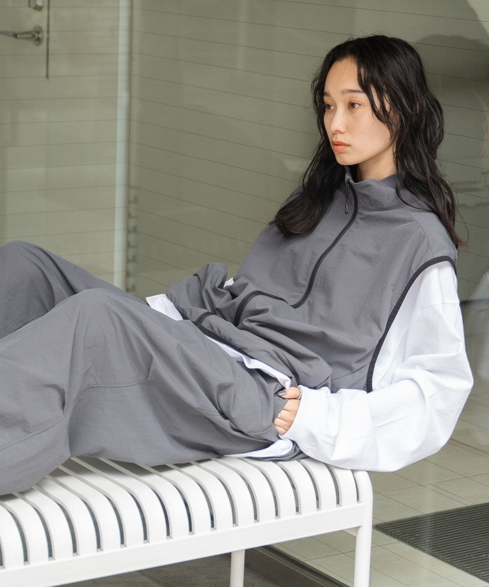 Dグレー モデル：161cm L着用