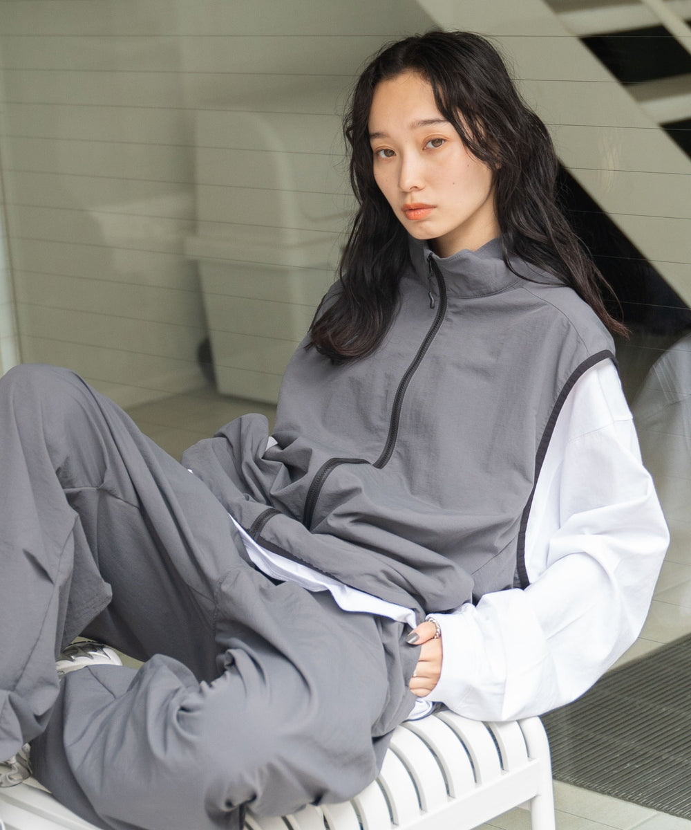 Dグレー モデル：161cm L着用