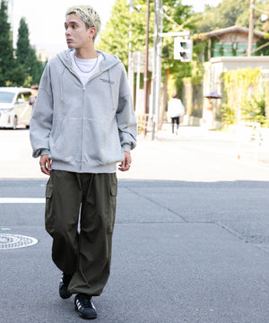 杢グレー モデル：178cm L着用