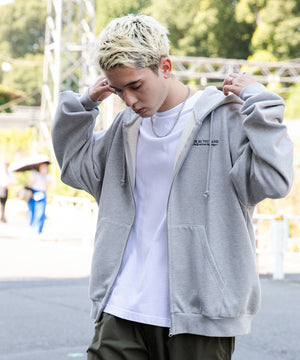 杢グレー モデル：178cm L着用