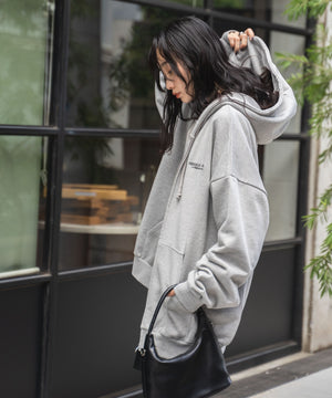 杢グレー モデル：161cm L着用