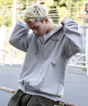 杢グレー モデル：178cm L着用