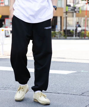 ブラック モデル：178cm L着用