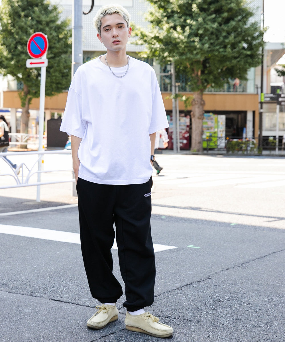 ブラック モデル：178cm L着用