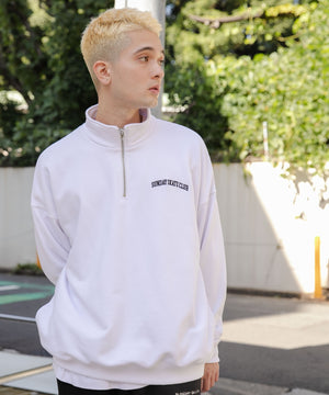 ホワイト モデル：178cm L着用