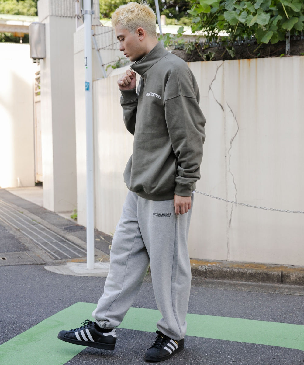 カーキ モデル：178cm L着用