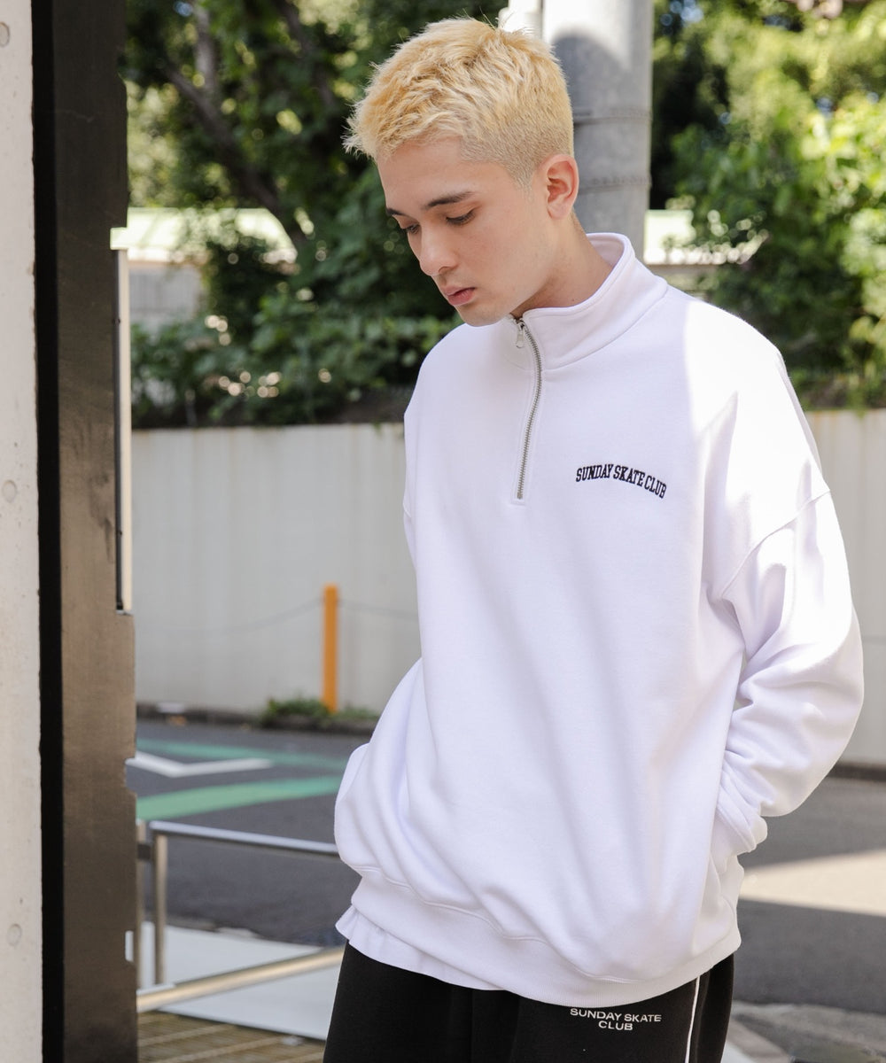 ホワイト モデル：178cm L着用