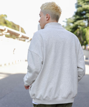 ホワイトオートミール モデル：178cm L着用