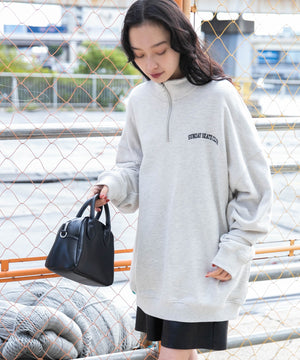 ホワイトオートミール モデル：161cm L着用