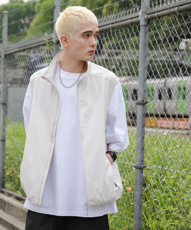 TECH VEST/Lグレー モデル：178cm L着用