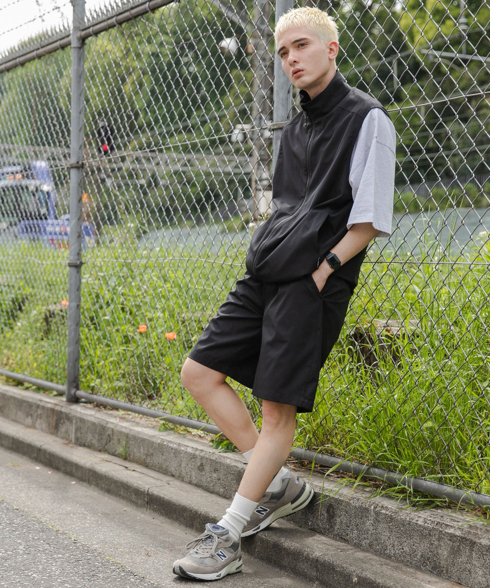 ブラック モデル：178cm L着用