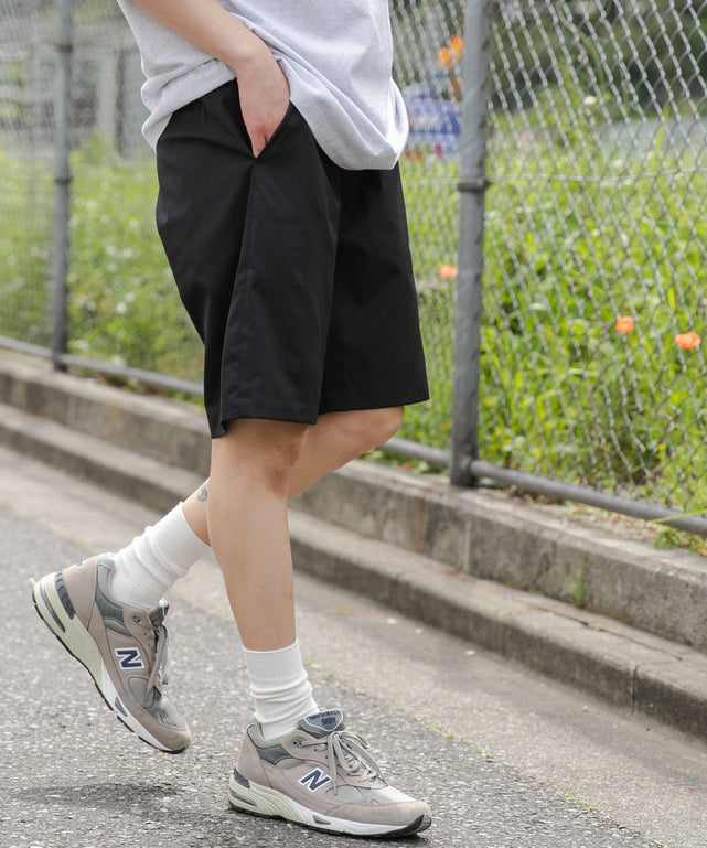 ブラック モデル：178cm L着用