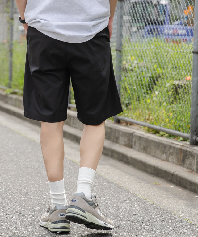 ブラック モデル：178cm L着用