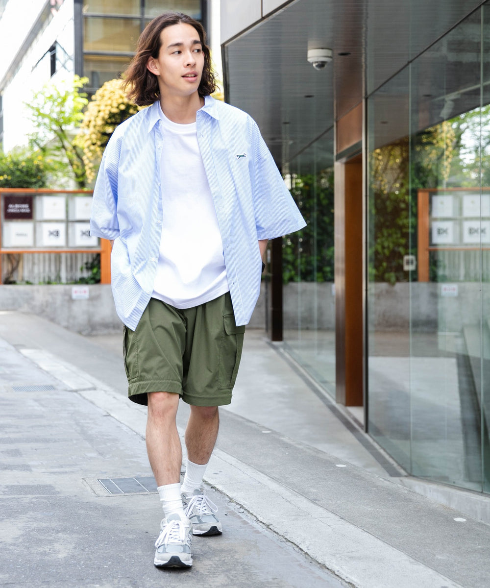 カーキ モデル：174cm L着用