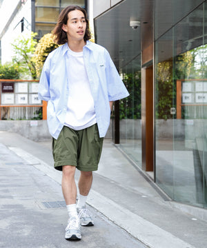 カーキ モデル：174cm L着用