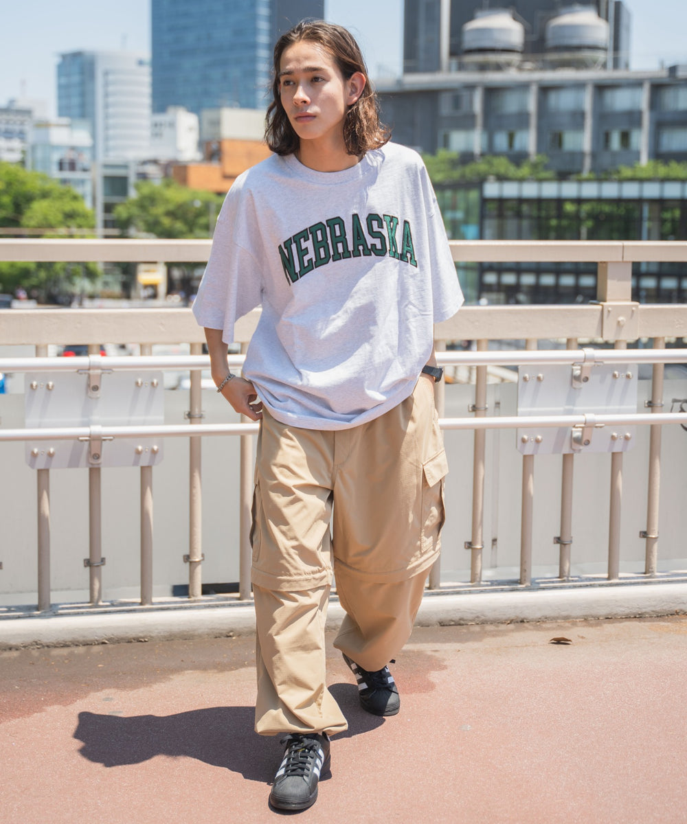 ベージュ モデル：174㎝ L着用