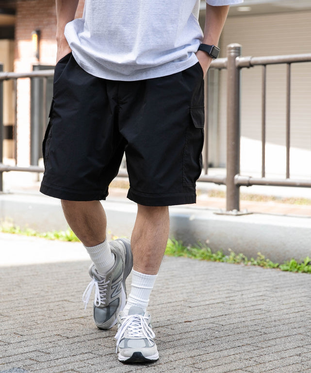 ブラック モデル：174cm L着用