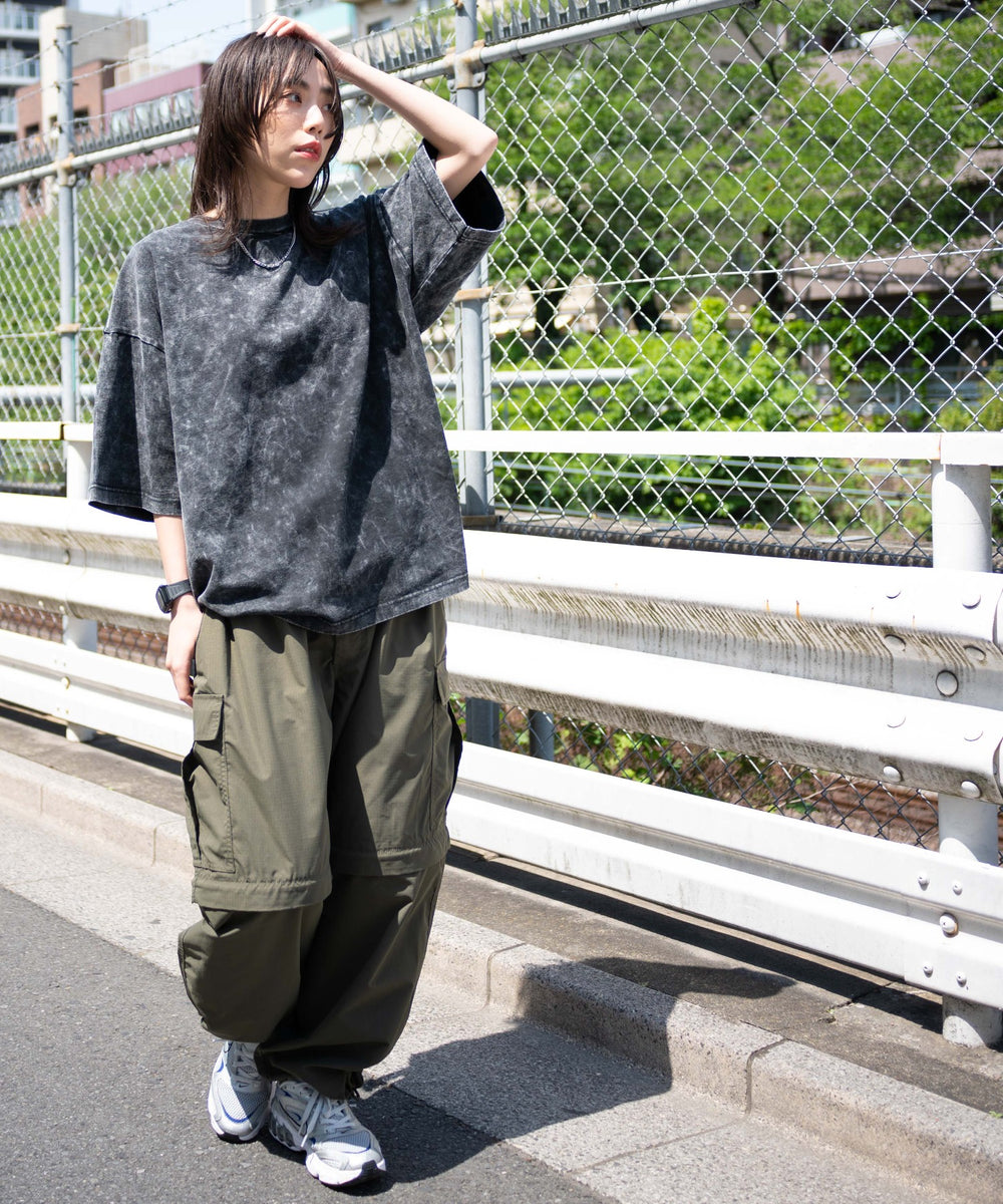 カーキ モデル：166cm L着用