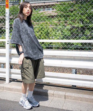 カーキ モデル：166cm L着用