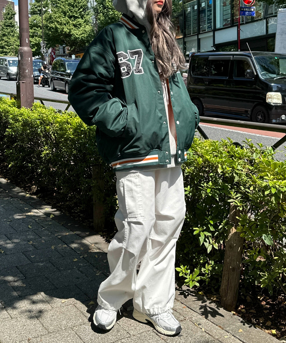 Dグリーン モデル：160cm L着用