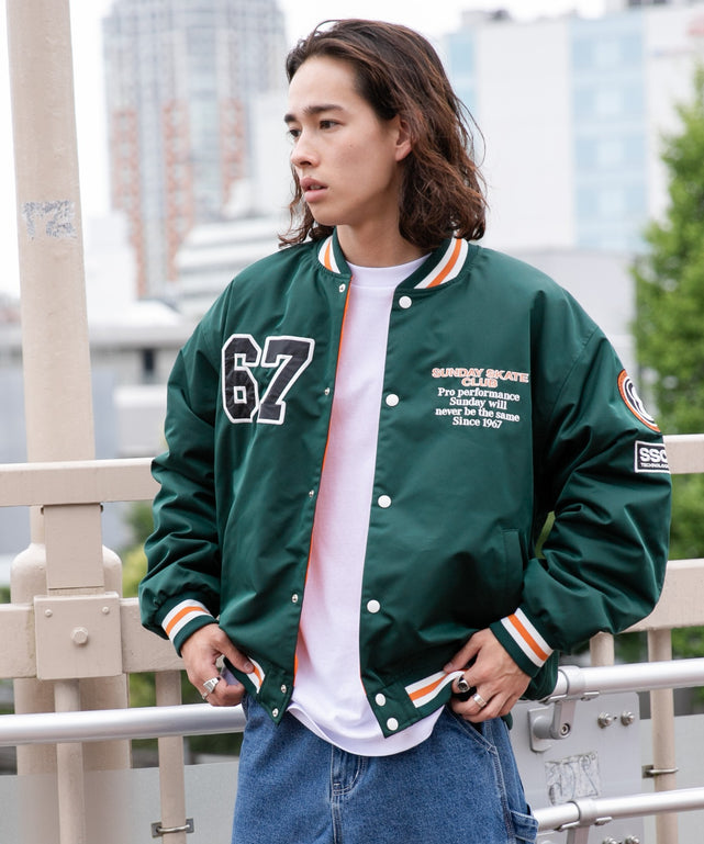 Dグリーン モデル：174cm M着用