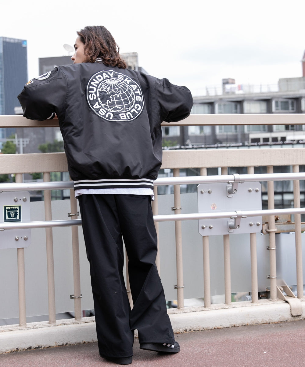 ブラック モデル：174cm M着用